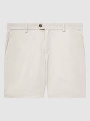 Men Short Length Casual Chino Shorts in Chalk
