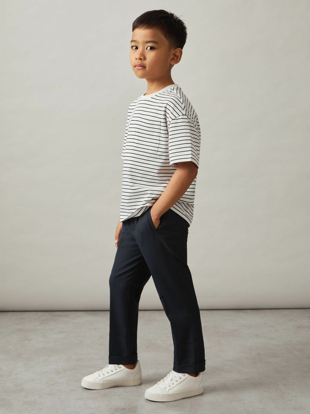 Children & Baby 3-9 yrs Relaxed Elasticated Trousers with Turn-Ups in Navy