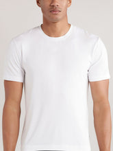 Men CHÉ Studios Crew Neck T-Shirt with TENCEL™ Fibers in White