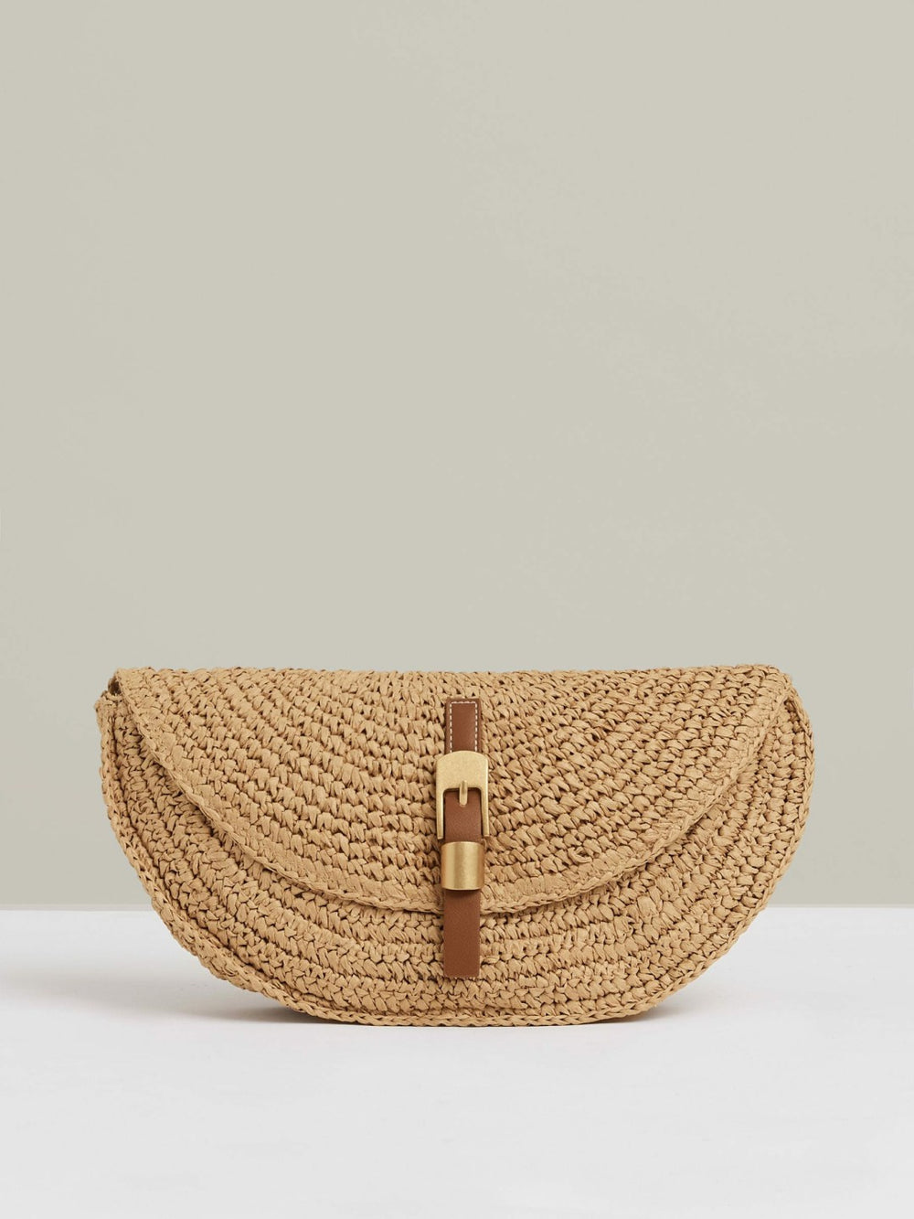 Women Raffia Half-Moon Clutch Bag in Natural