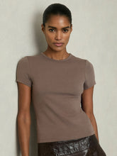 Women Stretch-Cotton Crew-Neck T-Shirt in Mink