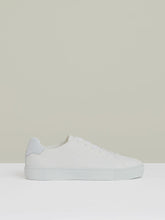 Men Knitted Low-Top Trainers in White