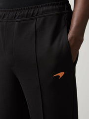 Men McLaren F1 Team Interlock Joggers in Black