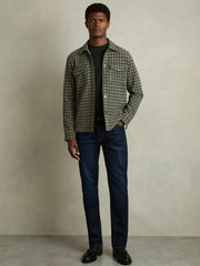 Men Cotton Crew Neck T-Shirt in Oxidised Green