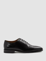 Men Leather Brogue Detail Lace-Up Shoes in Black