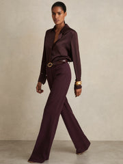 Women Petite High Rise Flared Trousers in Burgundy