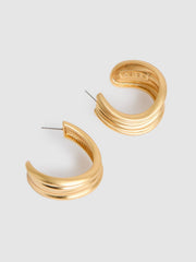 Women Fluid Hoop Earrings in Gold Tone