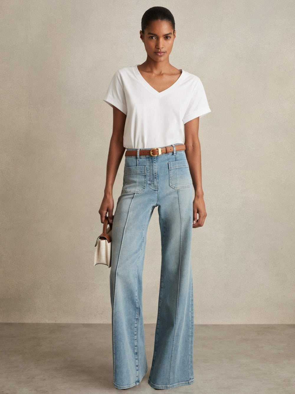 Women Brushed-Cotton V-Neck T-Shirt in White
