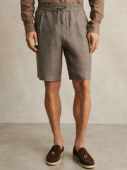 Men Linen Drawstring Shorts in Mushroom Brown
