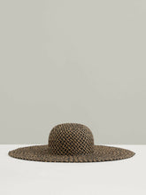 Women Straw Basket-Weave Sun Hat in Black/Natural