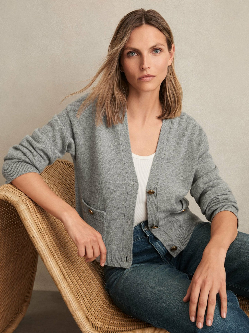 Women Wool-Cashmere Button Cardigan in Silver Grey