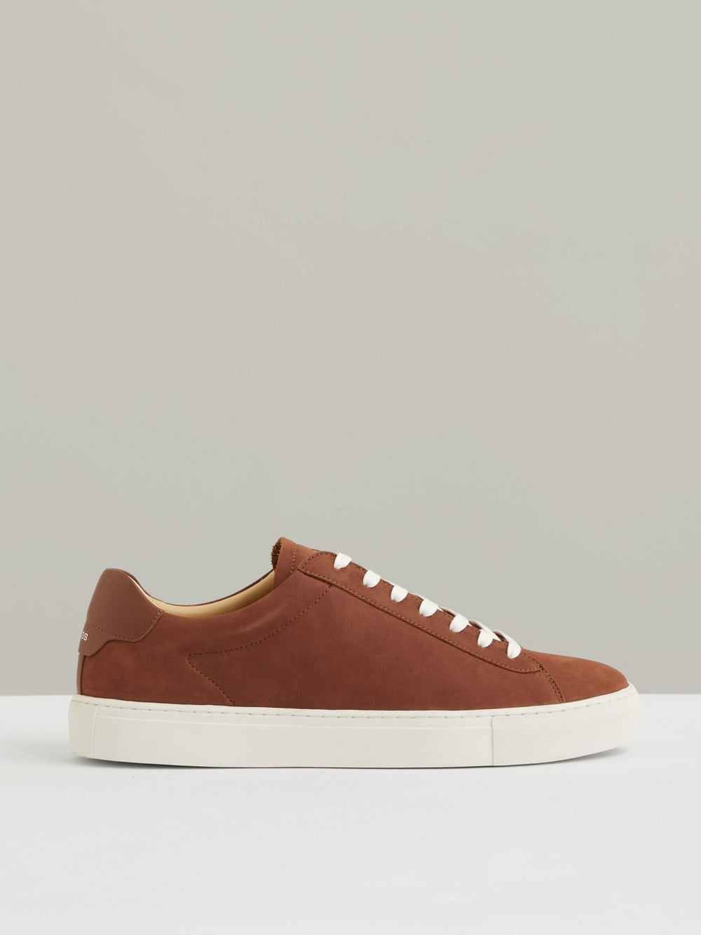 Men Nubuck Leather Low-Top Trainers in Brickwood Red