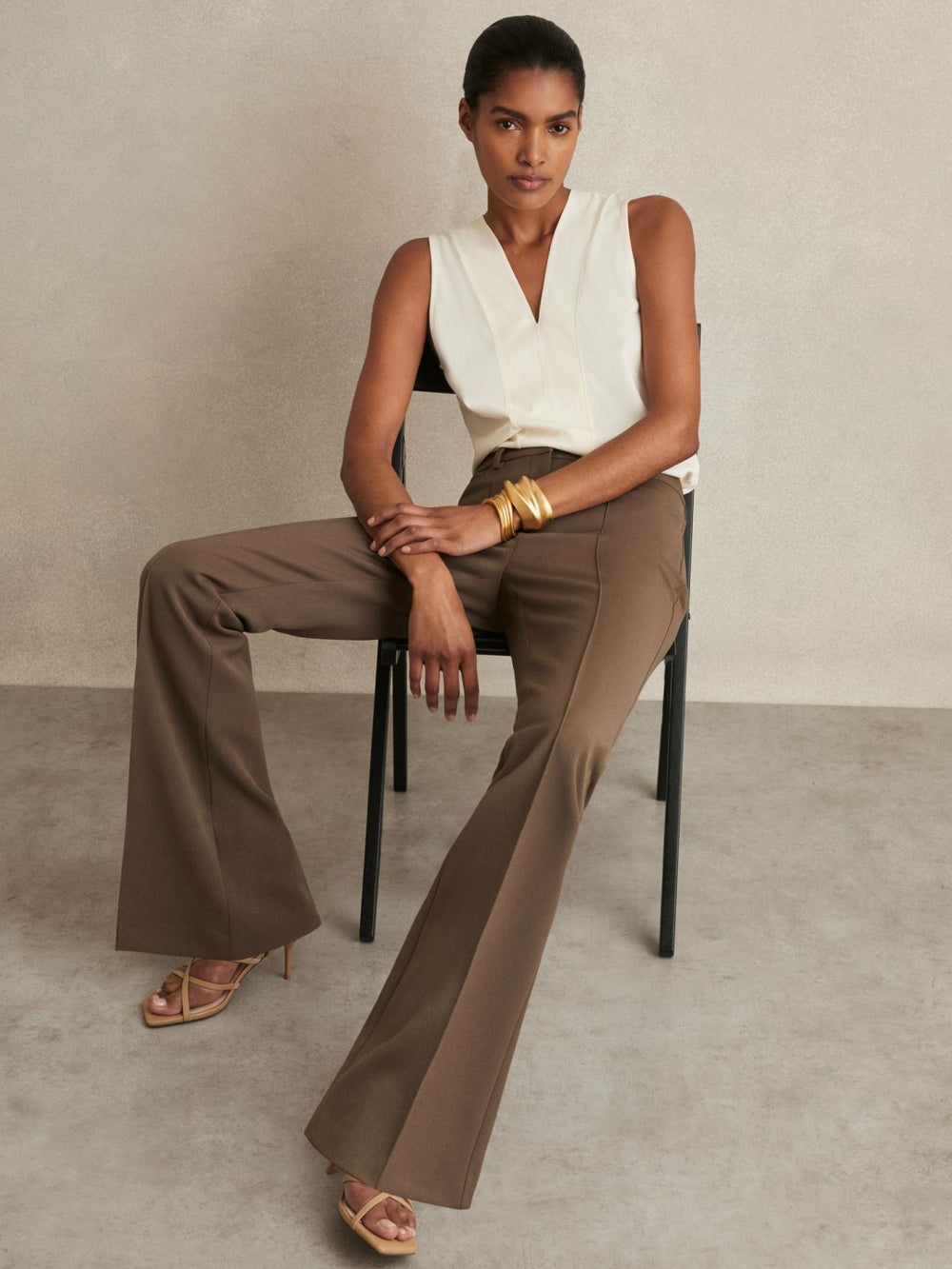Women Flared Suit Trousers in Mink Neutral