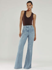 Women Petite Patch-Pocket Flared Jeans in Light Blue