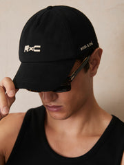 Men | Ché Logo-Embroidered Cap in Black