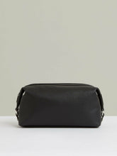 Men Micro-Grain Leather Washbag in Black