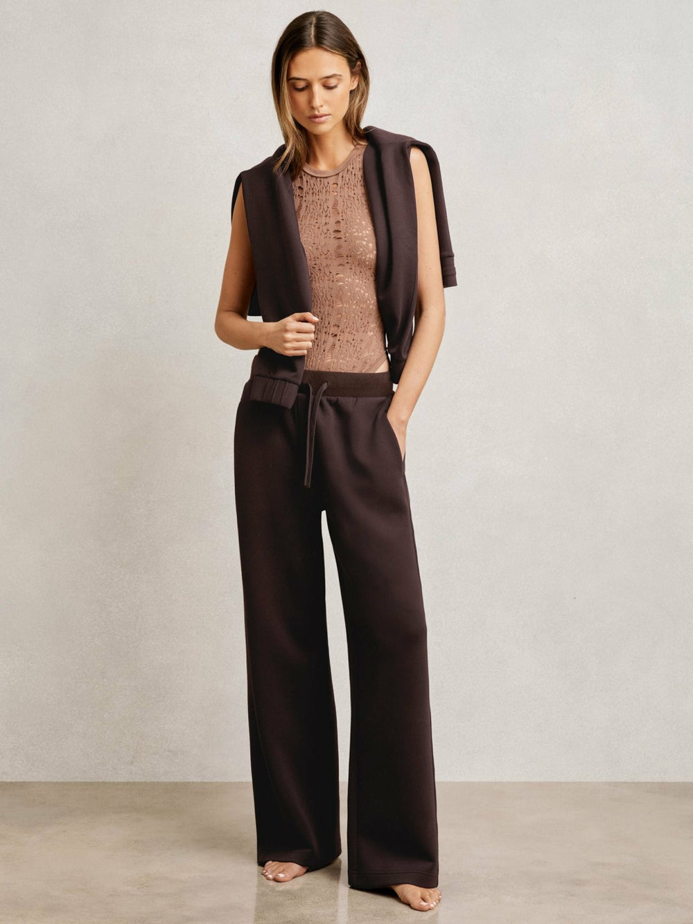 Women Petite Wide-Leg Interlock Drawstring Joggers in Plum