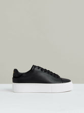 Women Leather Low-Top Trainers in Black