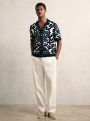Men Paisley Jacquard Knit Shirt in Navy Blue/White