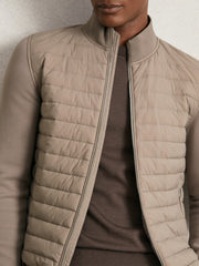 Men Hybrid Quilt and Knit Zip-Through Jacket in Taupe Brown