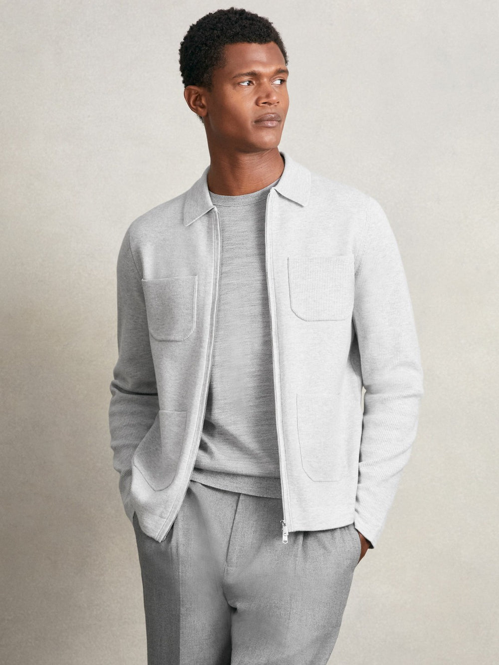 Men Four-Pocket Zip-Through Cardigan in Soft Grey