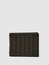 Men Leather Large Lattice-Effect Wallet in Dark Brown