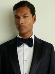 Men Velvet Bow Tie in Navy