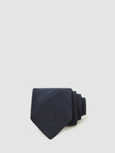 Men Silk Blend Textured Tie in Navy