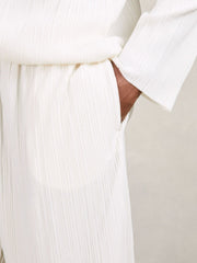 Men Plissé Wide Leg Trousers in Off White