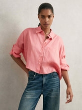 Women Oversize Linen Cropped Shirt in Pink