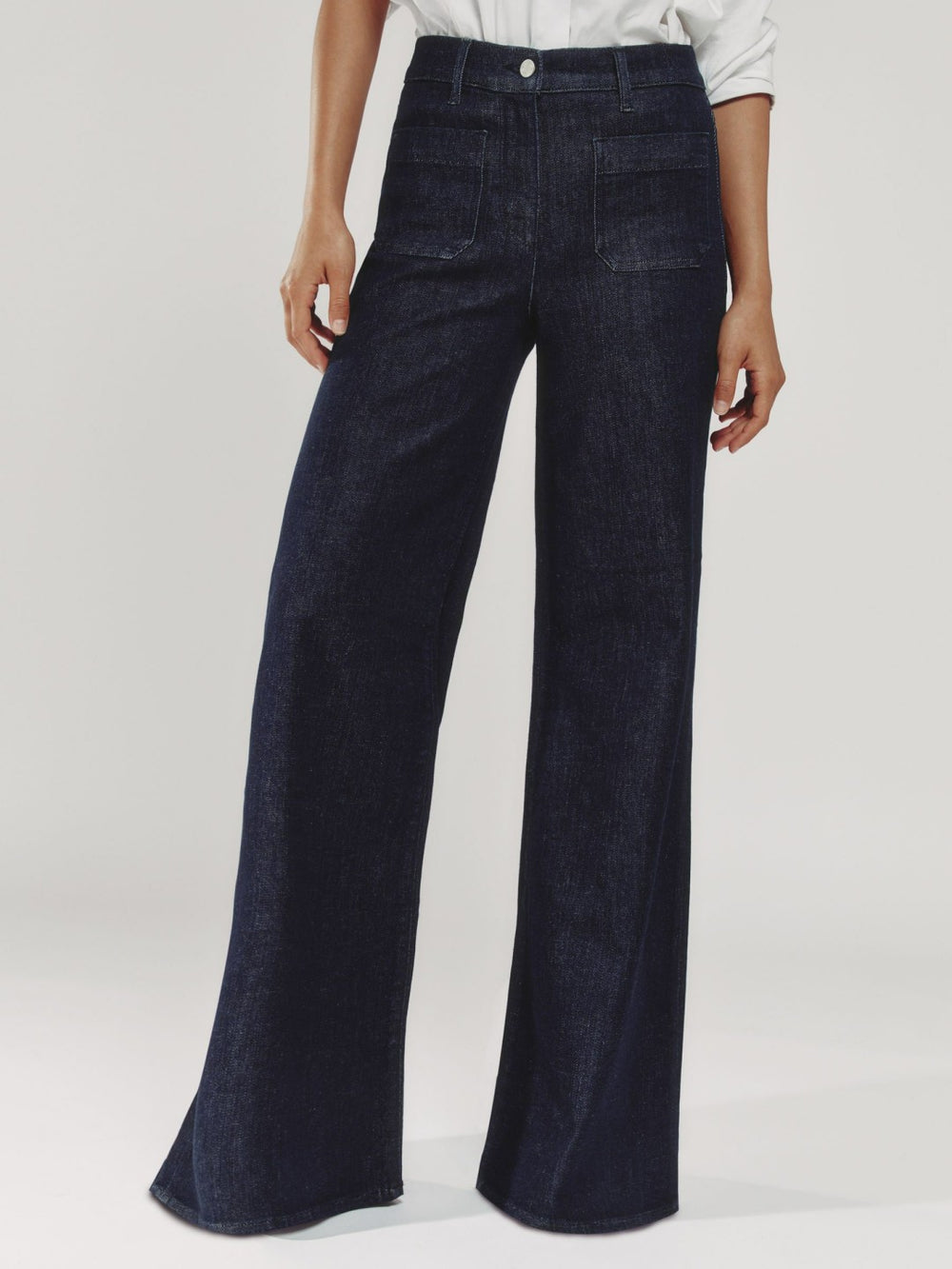 Women Petite Patch Pocket Wide Leg Jeans in Dark Blue