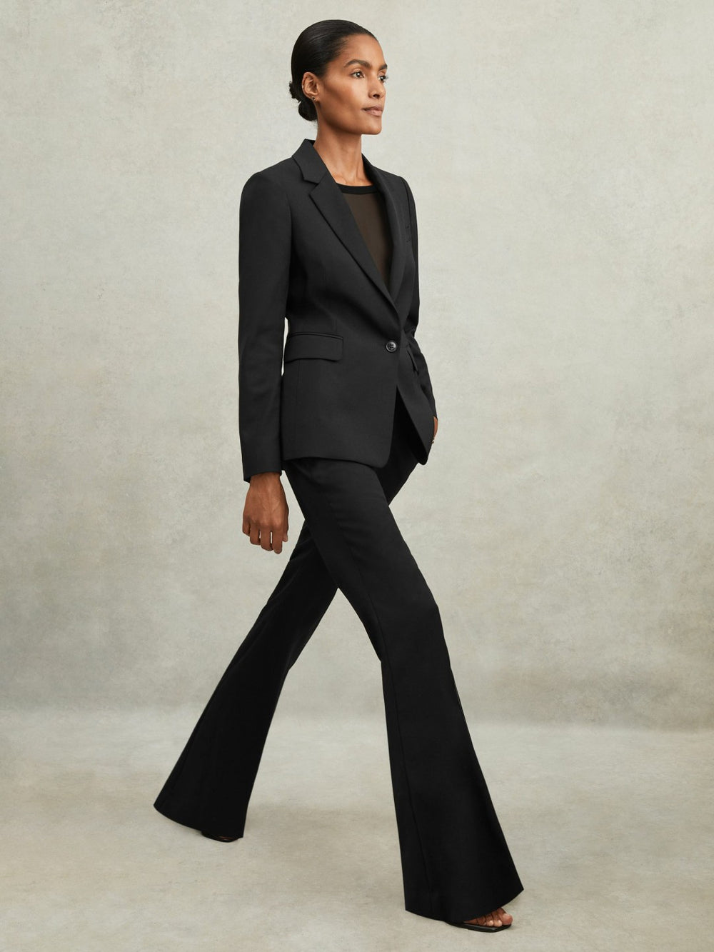 Women Wool-Blend Tailored Flared Suit Trousers in Black