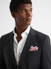 Men Plain Silk Pocket Square in Pink