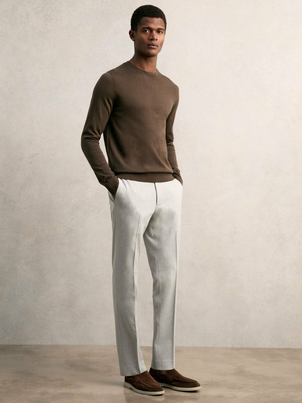 Men Slim-Fit Internal-Drawstring Trousers in Grey