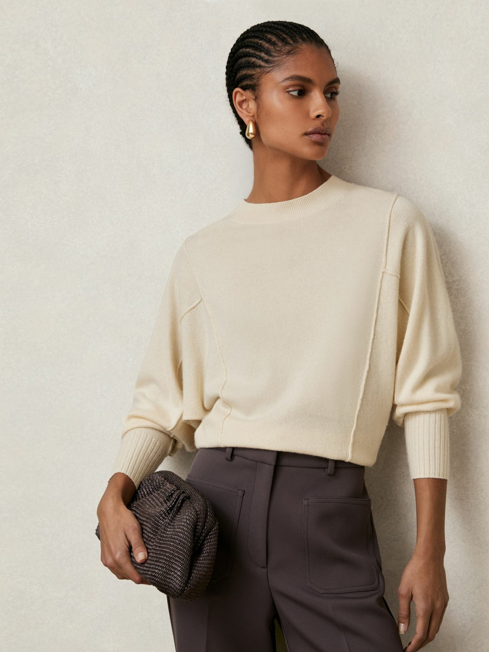 Women Wool-Blend Reverse-Seam Batwing Jumper With Cashmere in Cream