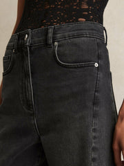 Women Petite Barrel-Leg Seam Jeans in Washed Grey