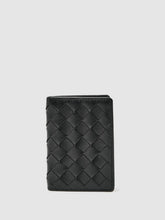 Men Leather Large Lattice-Effect Cardholder in Black