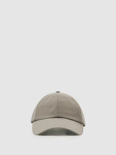 Men Embroidered Logo Tech Baseball Cap in Mushroom Brown
