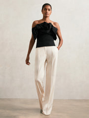 Women Sculptural Strapless Top in Black