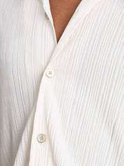 Men Plissé Cuban-Collar Long-Sleeve Shirt in Off White