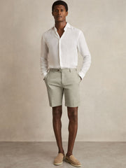 Men Cotton Chino Shorts With Stretch in Soft Sage