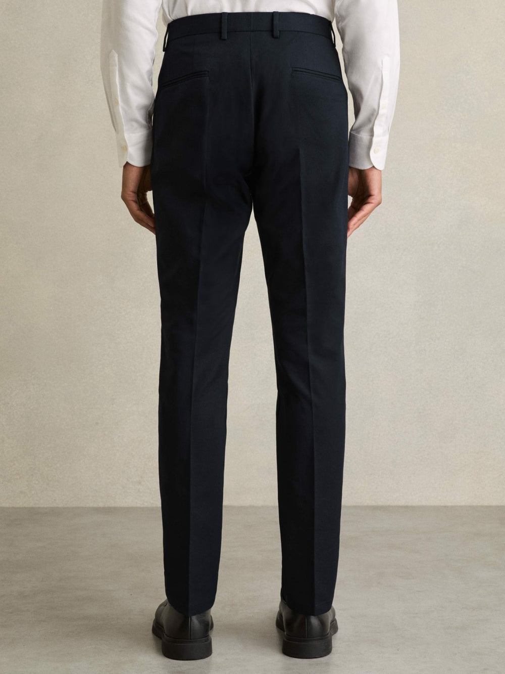 Men Slim Fit Cotton Blend Chinos in Navy