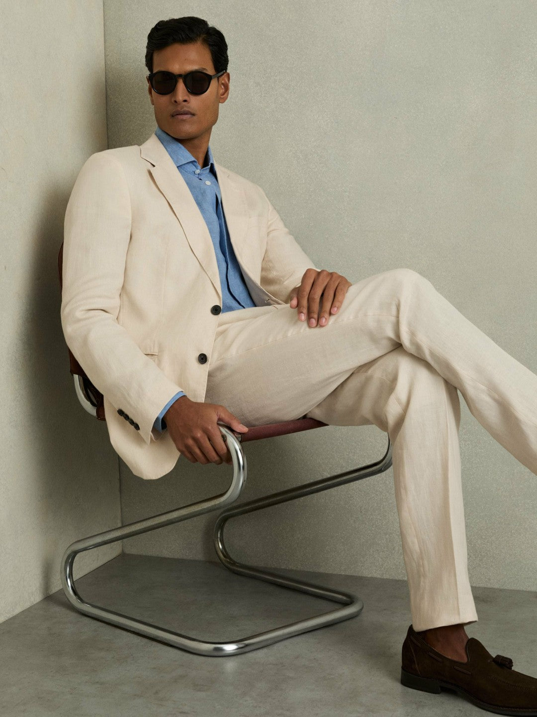 Men Slim-Fit Single Breasted Linen Blazer in Stone