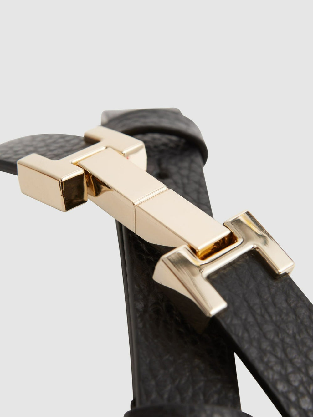Women Leather Square Hinge Belt in Black