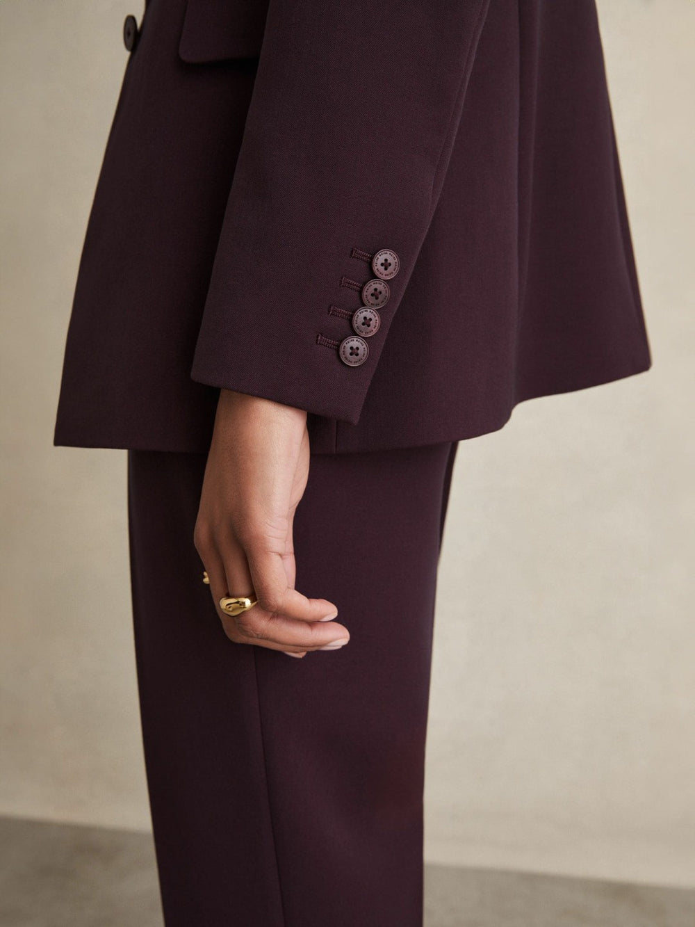 Women Tailored Single Breasted Suit Blazer in Berry