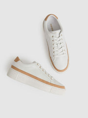 Women Grained Leather Platform Trainers in Camel/White