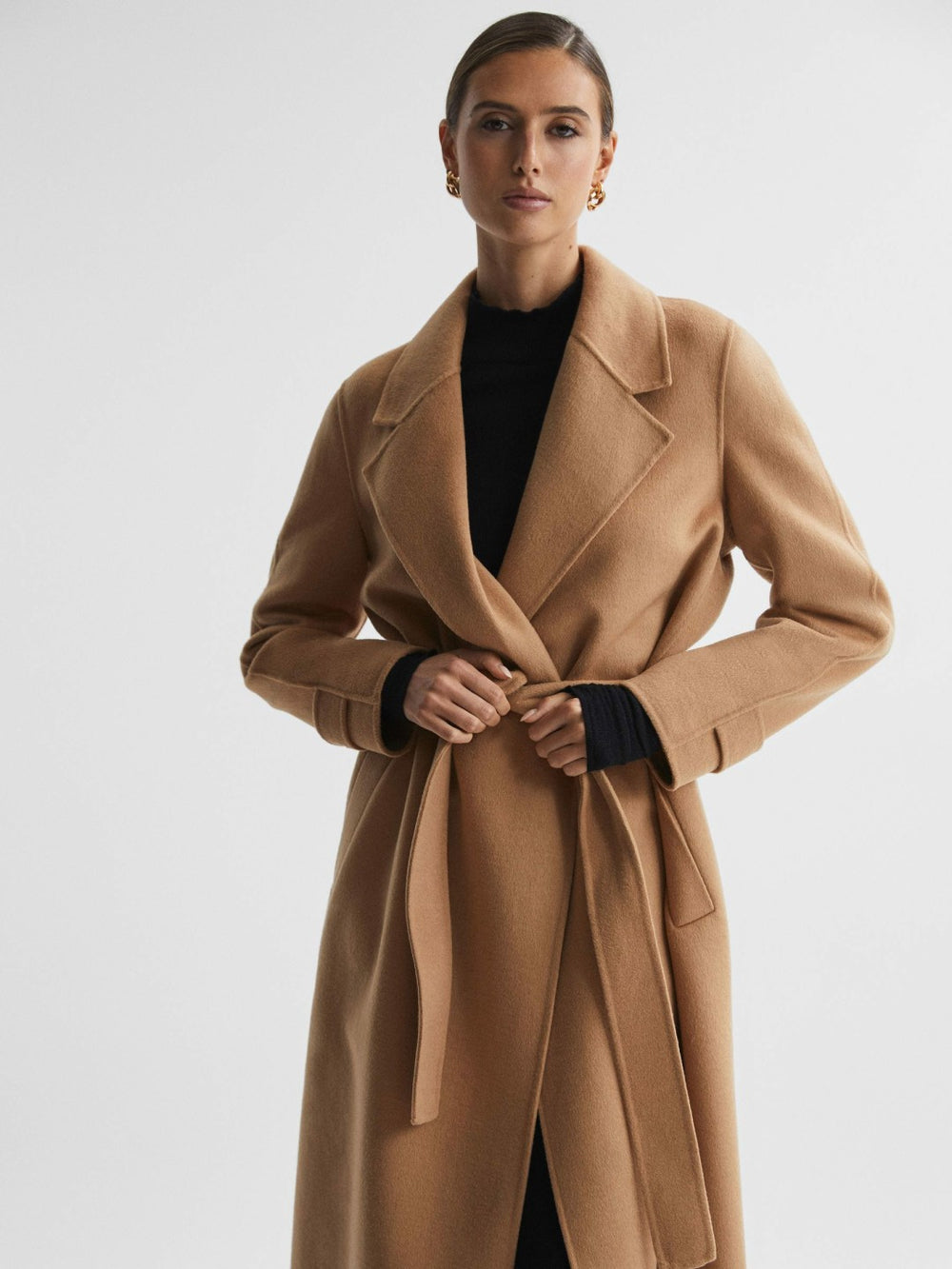 Women Wool Blend Belted Blindseam Coat in Camel