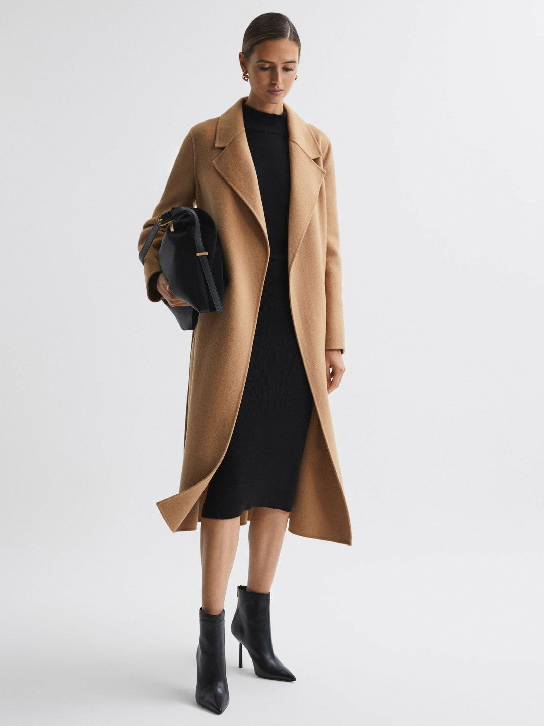 Women Wool Blend Belted Blindseam Coat in Camel