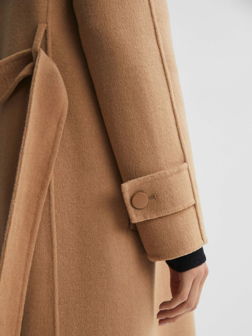 Women Wool Blend Belted Blindseam Coat in Camel