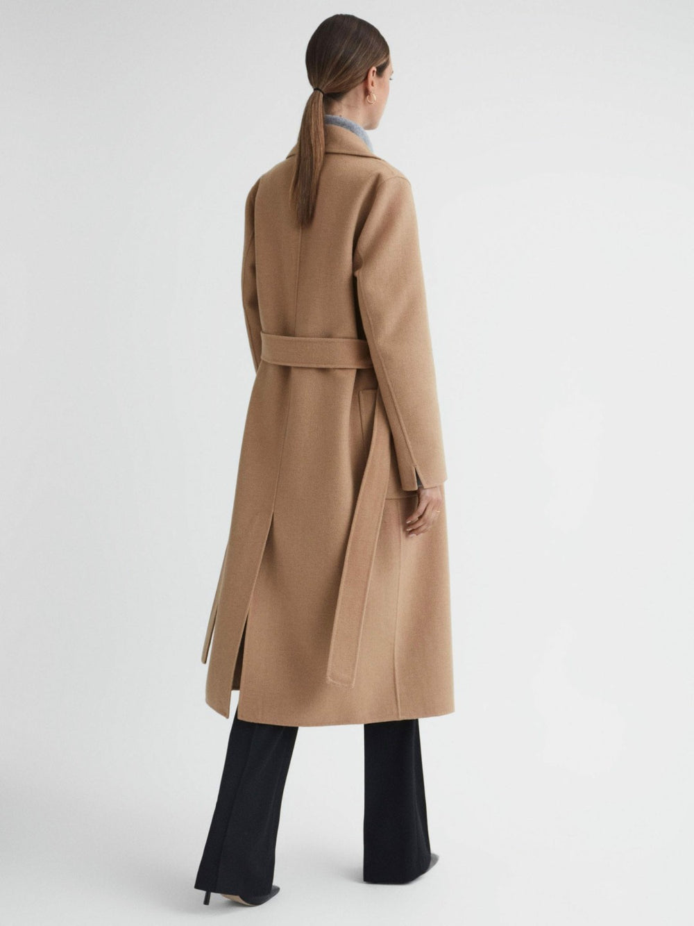 Women Long Wool Blend Blindseam Coat in Camel